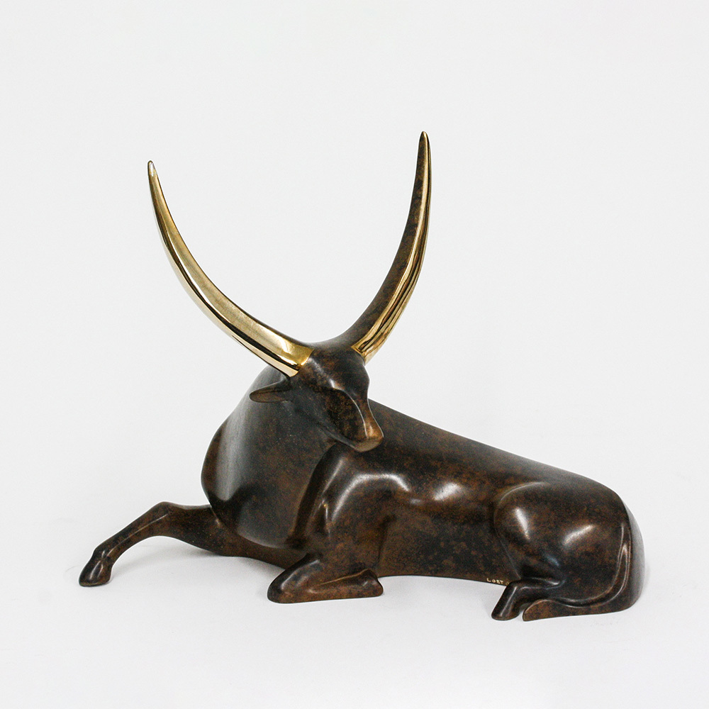 Loet Vanderveen - STEER (125) - BRONZE - 12 X 6 X 10 - These sculptures are bronze limited editions.
<br>
<br><a href="/[sculpture]/[available]-[patina]-[swatches]/">More than 30 patinas are available</a>. Available patinas are indicated as IN STOCK. Loet Vanderveen limited editions are always in strong demand and our stocked inventory sells quickly. Special orders are not being taken at this time.
<br>
<br>Allow a few weeks for your sculptures to arrive as each one is thoroughly prepared and packed in our warehouse. This includes fully customized crating and boxing for each piece. Your patience is appreciated during this process as we strive to ensure that your new artwork safely arrives.
<br>
<br>Shipping and Handling TBD