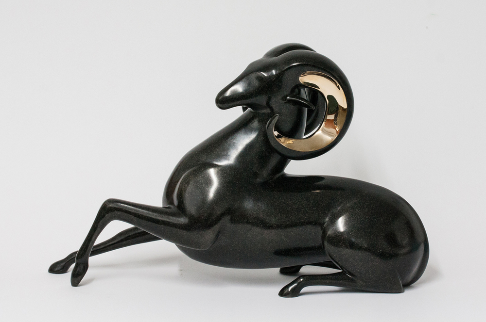 Loet Vanderveen - BIGHORN (139) - BRONZE - 21 X 7 X 14 - These sculptures are bronze limited editions.
<br>
<br><a href="/[sculpture]/[available]-[patina]-[swatches]/">More than 30 patinas are available</a>. Available patinas are indicated as IN STOCK. Loet Vanderveen limited editions are always in strong demand and our stocked inventory sells quickly. Special orders are not being taken at this time.
<br>
<br>Allow a few weeks for your sculptures to arrive as each one is thoroughly prepared and packed in our warehouse. This includes fully customized crating and boxing for each piece. Your patience is appreciated during this process as we strive to ensure that your new artwork safely arrives.
<br>
<br>Shipping and Handling TBD