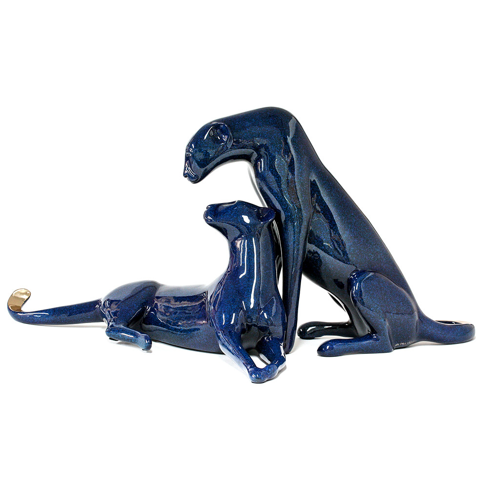 Loet Vanderveen - CHEETAH COUPLE (350) - BRONZE - 20.5 X 18 X 12.5 - These sculptures are bronze limited editions.
<br>
<br><a href="/[sculpture]/[available]-[patina]-[swatches]/">More than 30 patinas are available</a>. Available patinas are indicated as IN STOCK. Loet Vanderveen limited editions are always in strong demand and our stocked inventory sells quickly. Special orders are not being taken at this time.
<br>
<br>Allow a few weeks for your sculptures to arrive as each one is thoroughly prepared and packed in our warehouse. This includes fully customized crating and boxing for each piece. Your patience is appreciated during this process as we strive to ensure that your new artwork safely arrives.
<br>
<br>Shipping and Handling TBD